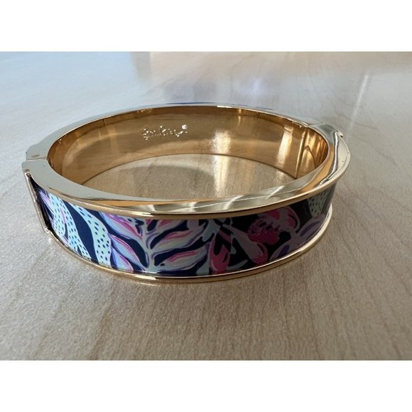 Lilly Pulitzer Bracelet Magnetic Closure “You’ve Been Spotted” - Picture 4 of 6